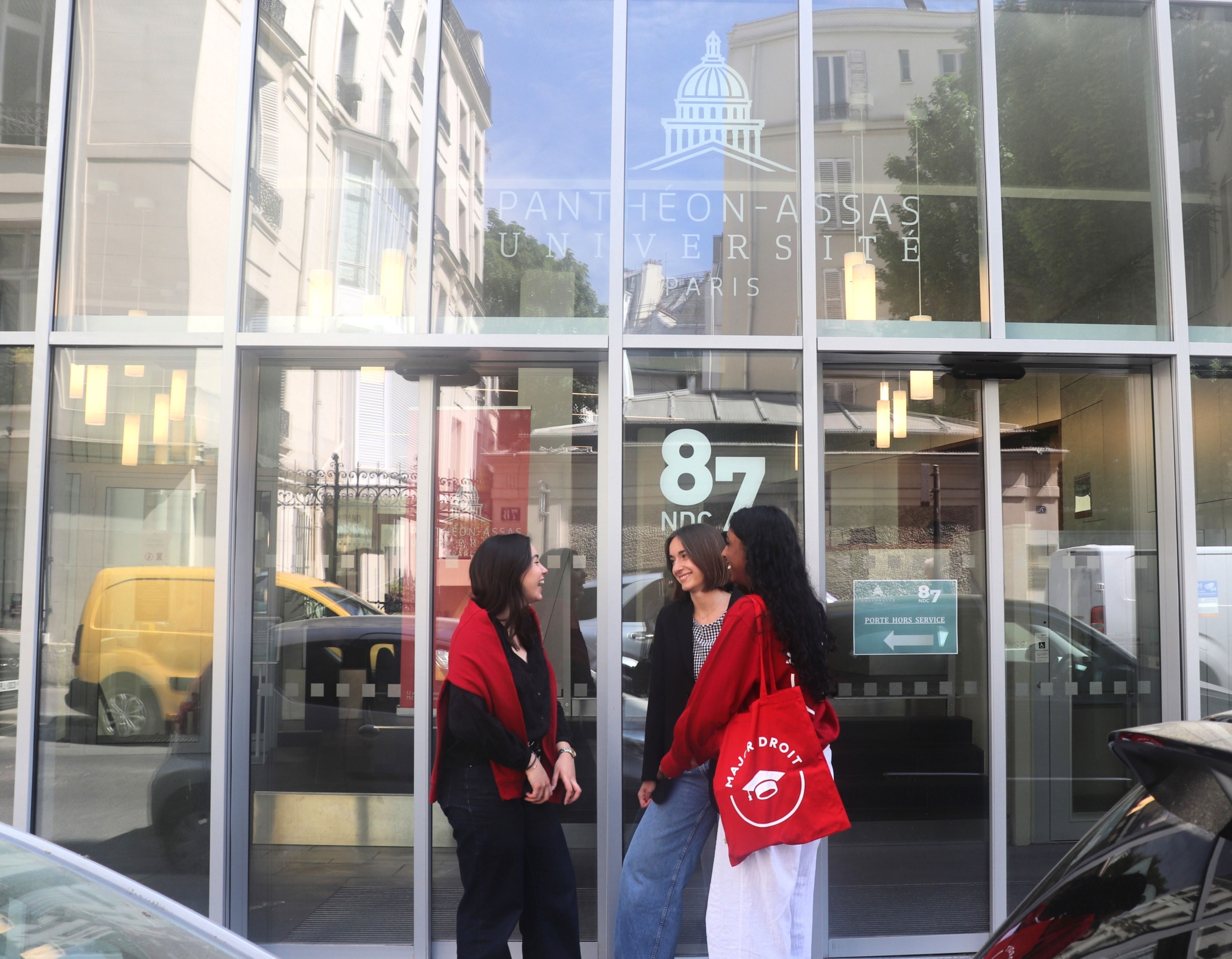 Etudiante Major Droit apprentissage à distance